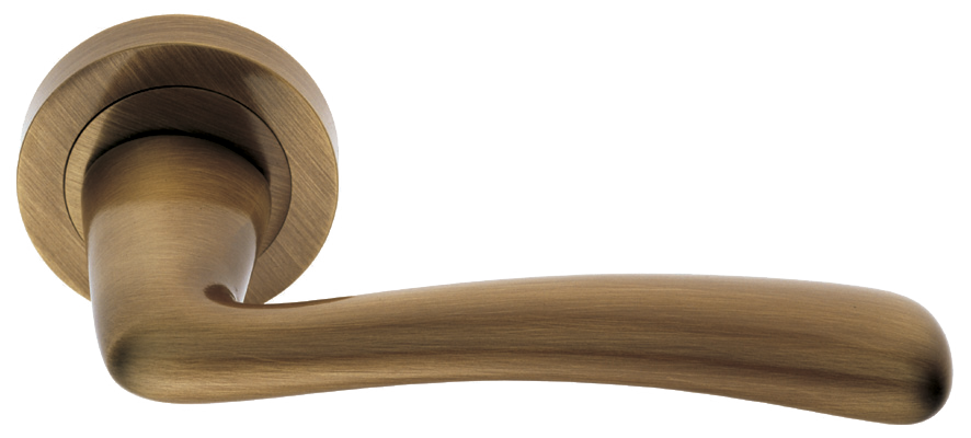 Ручка дверная COCKATOO R2 BGO раздельная на круглой розетке, цвет - матовая бронза фото купить в СПб