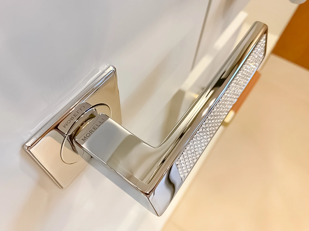 Ручка дверная DOLCE VITA S1 CRO раздельная на квадратной розетке, цвет - хром, латунь фото купить в СПб